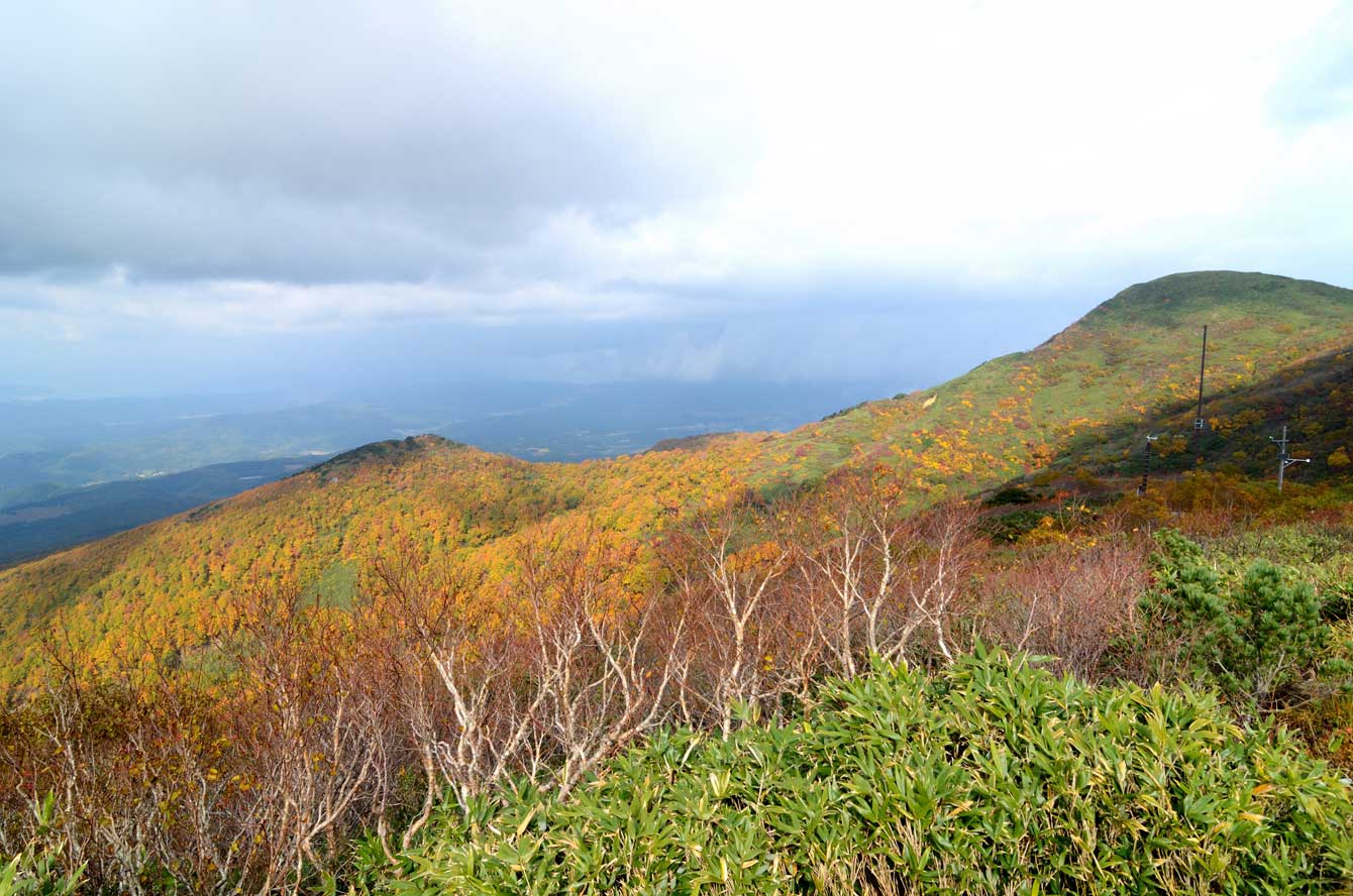 青森・秋田の紅葉を追いかけて（3/5）　岩木山と弘前城